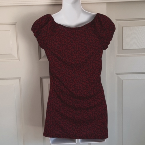 Miss Chievous Animal Print Knit Top Short Sleeve Size Small - Picture 2 of 5